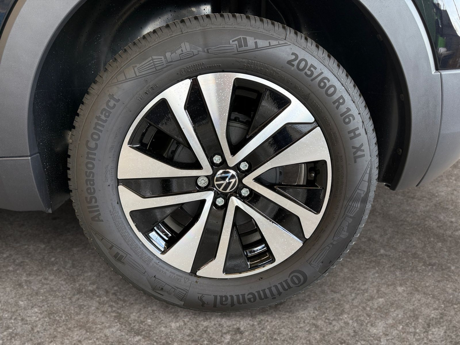 Volkswagen - T-Cross_15