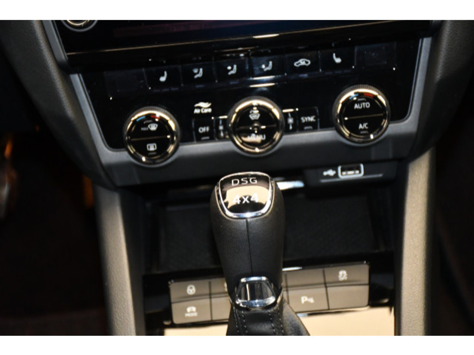 Škoda - Octavia_7