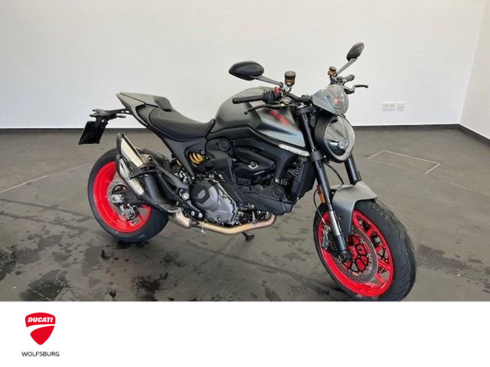 Ducati - Monster +_1