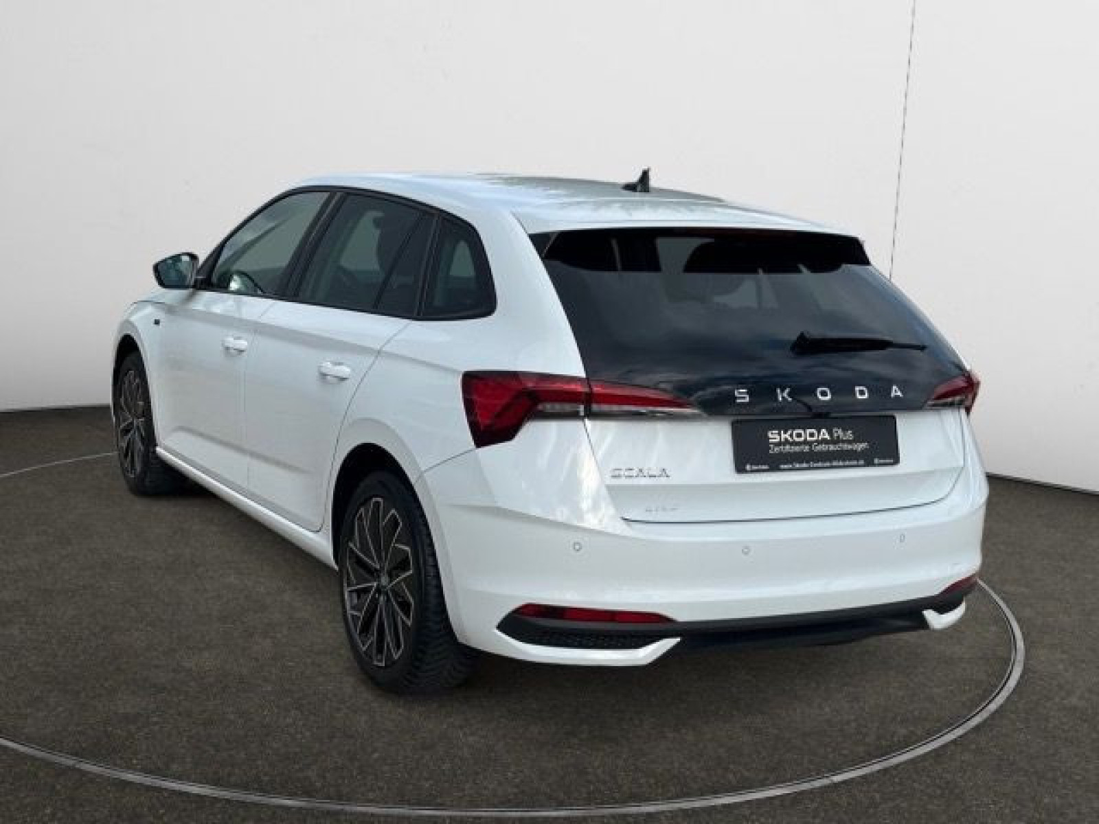 diagonalansicht-hinten-aussen diagonalansicht-hinten-aussen