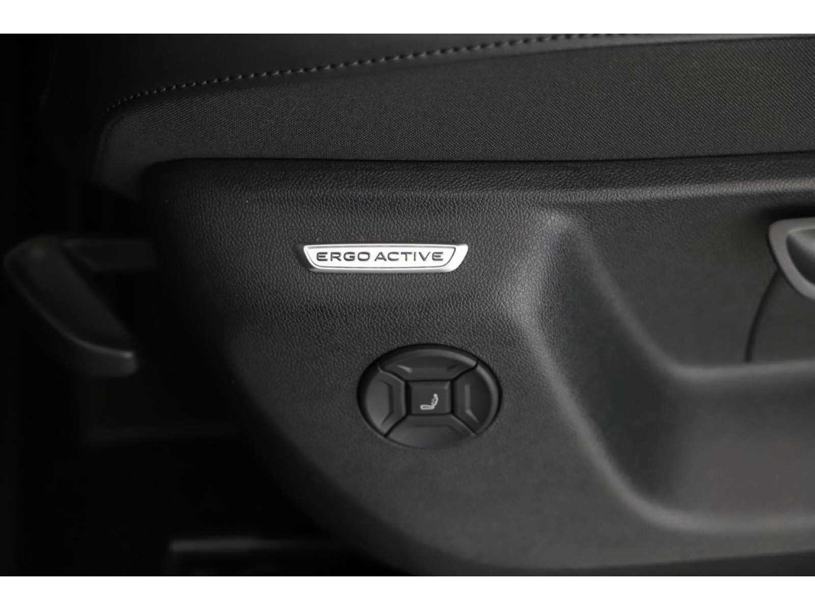 Volkswagen - Tayron_8