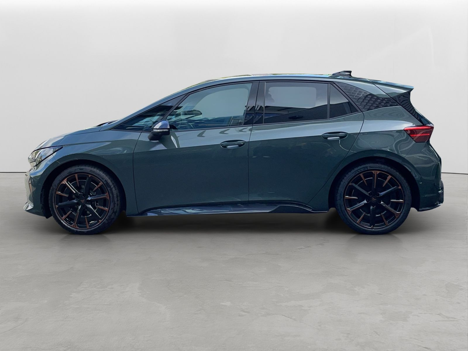 Cupra - Born_3