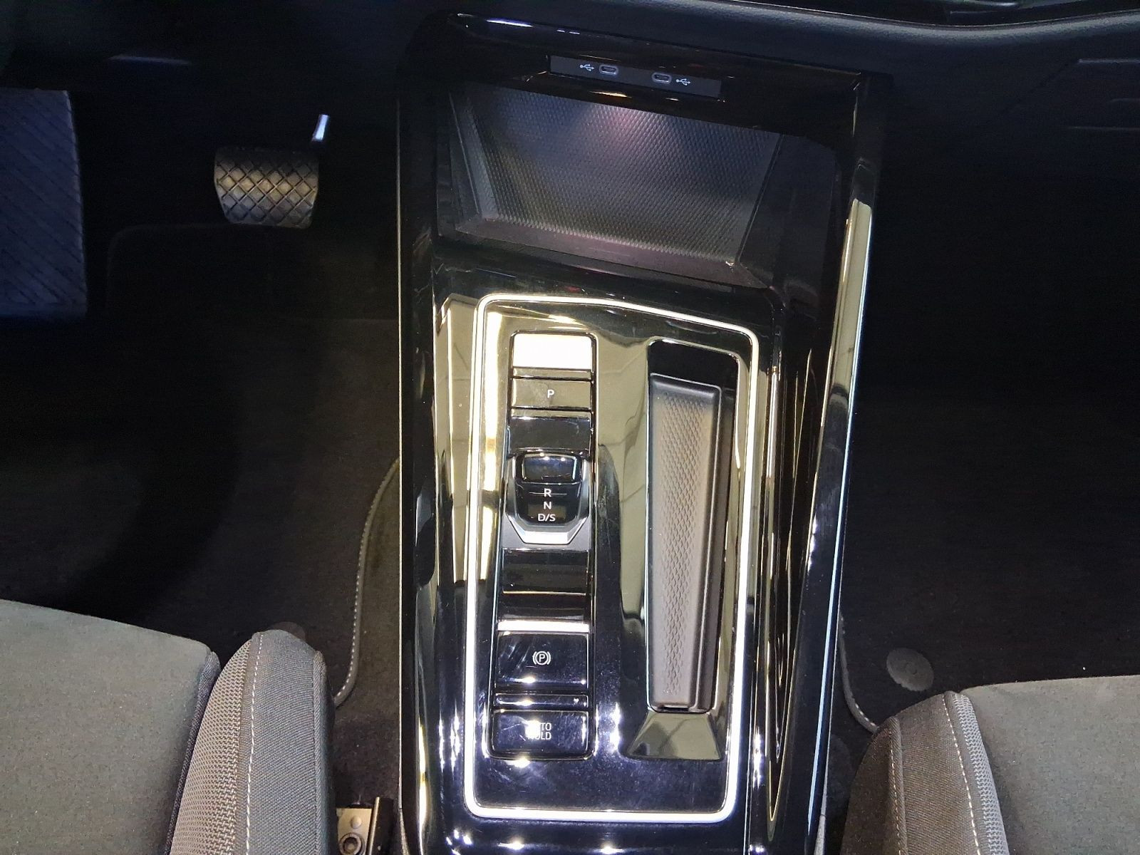 Volkswagen - Golf Variant_11