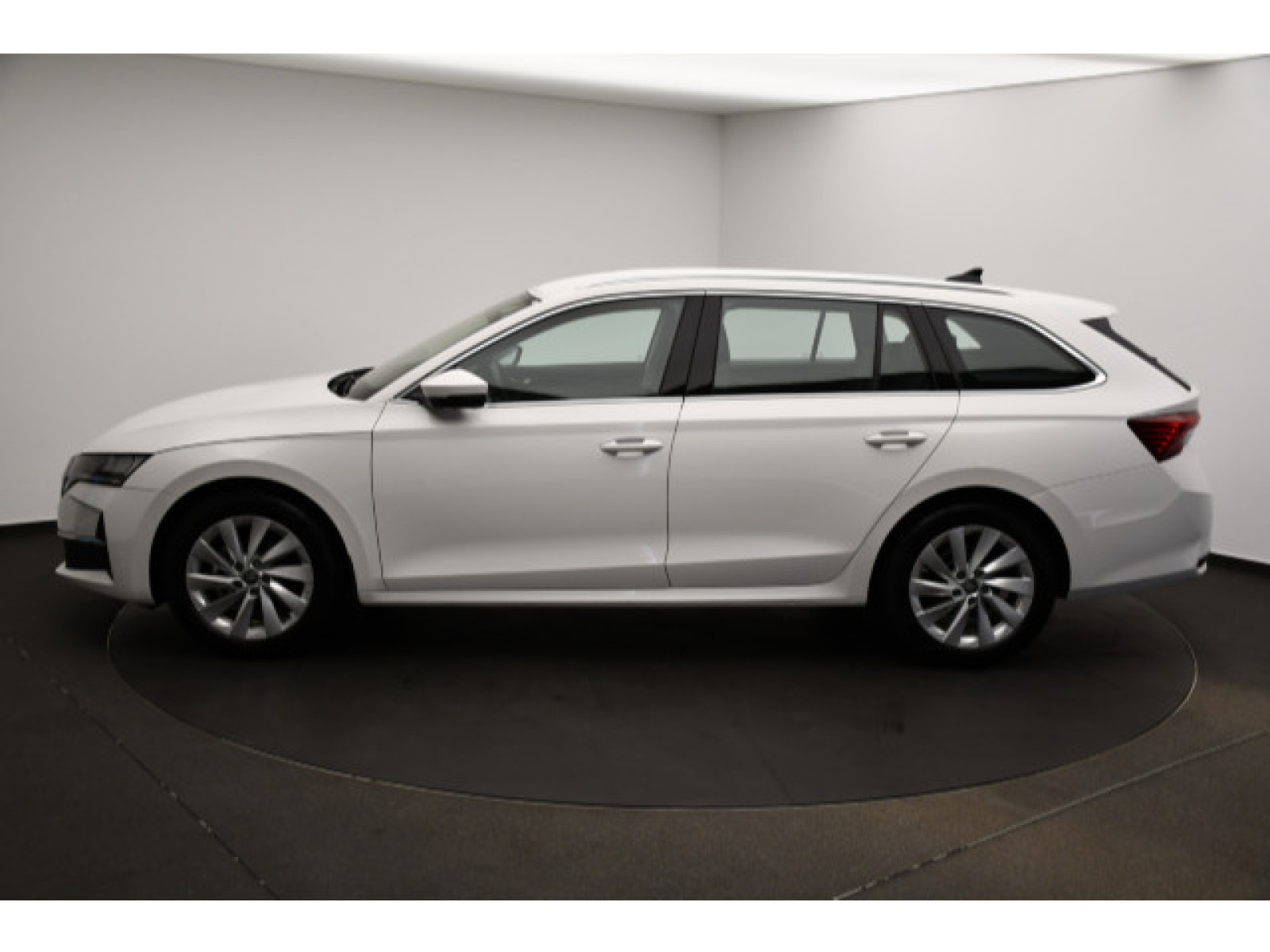 Škoda - Octavia_16