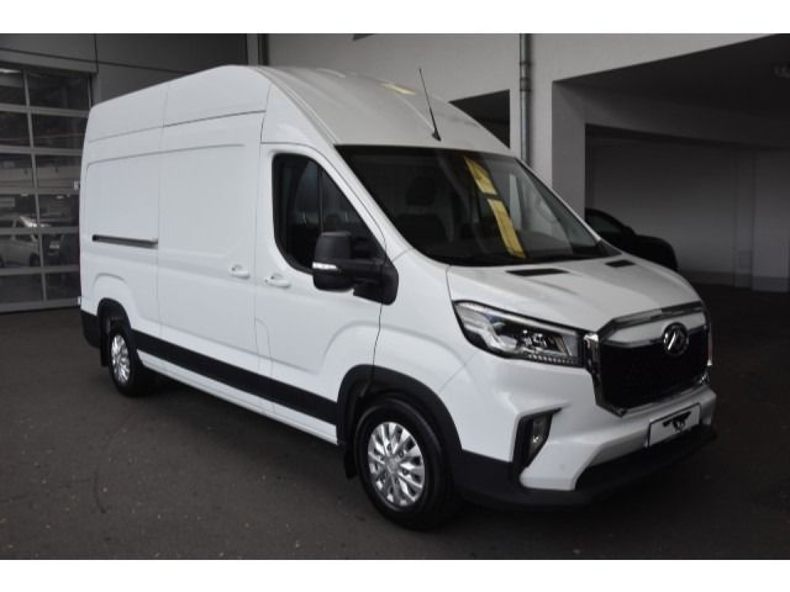 diagonal-frontansicht-aussen