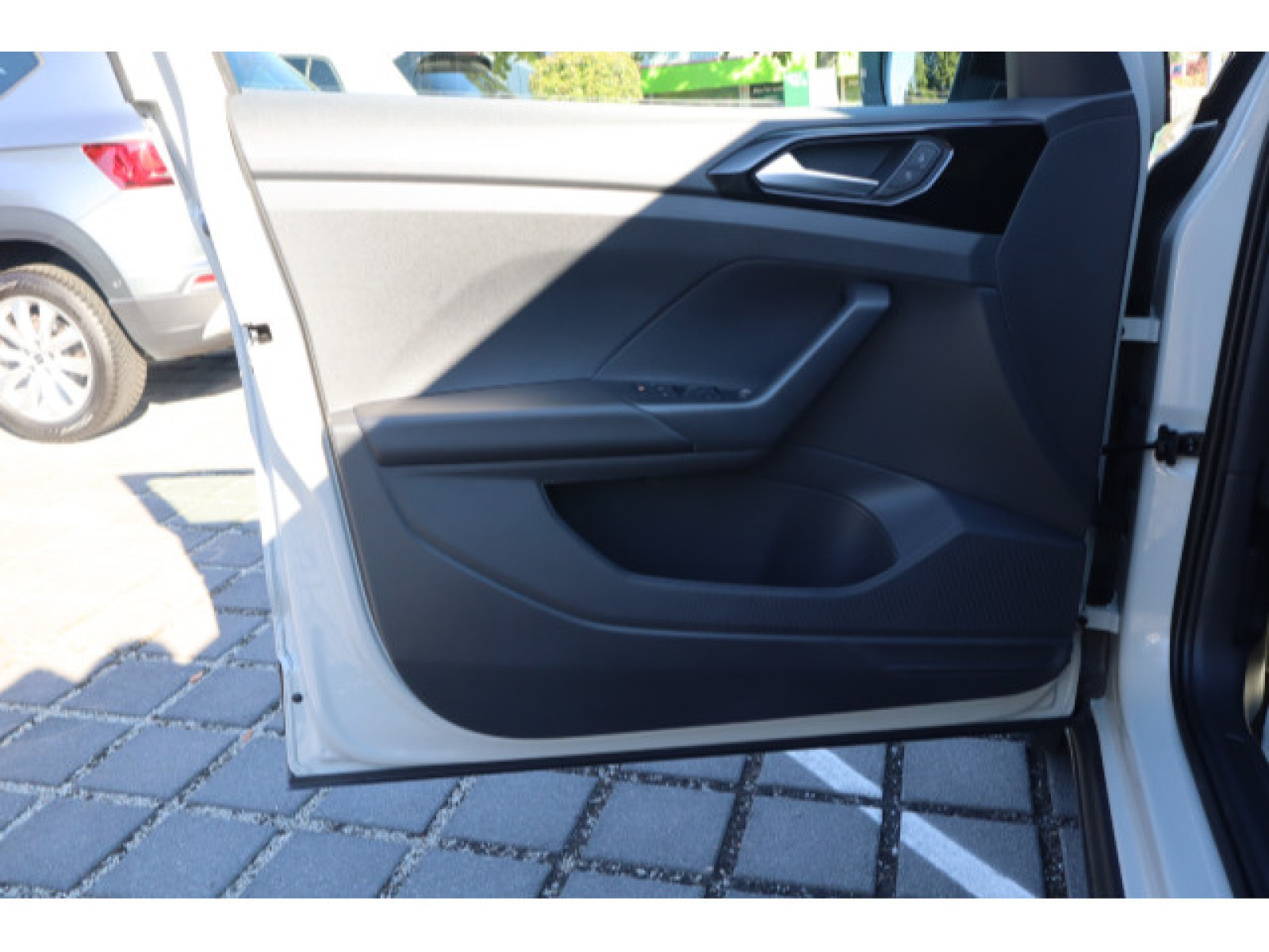 Volkswagen - T-Cross_5