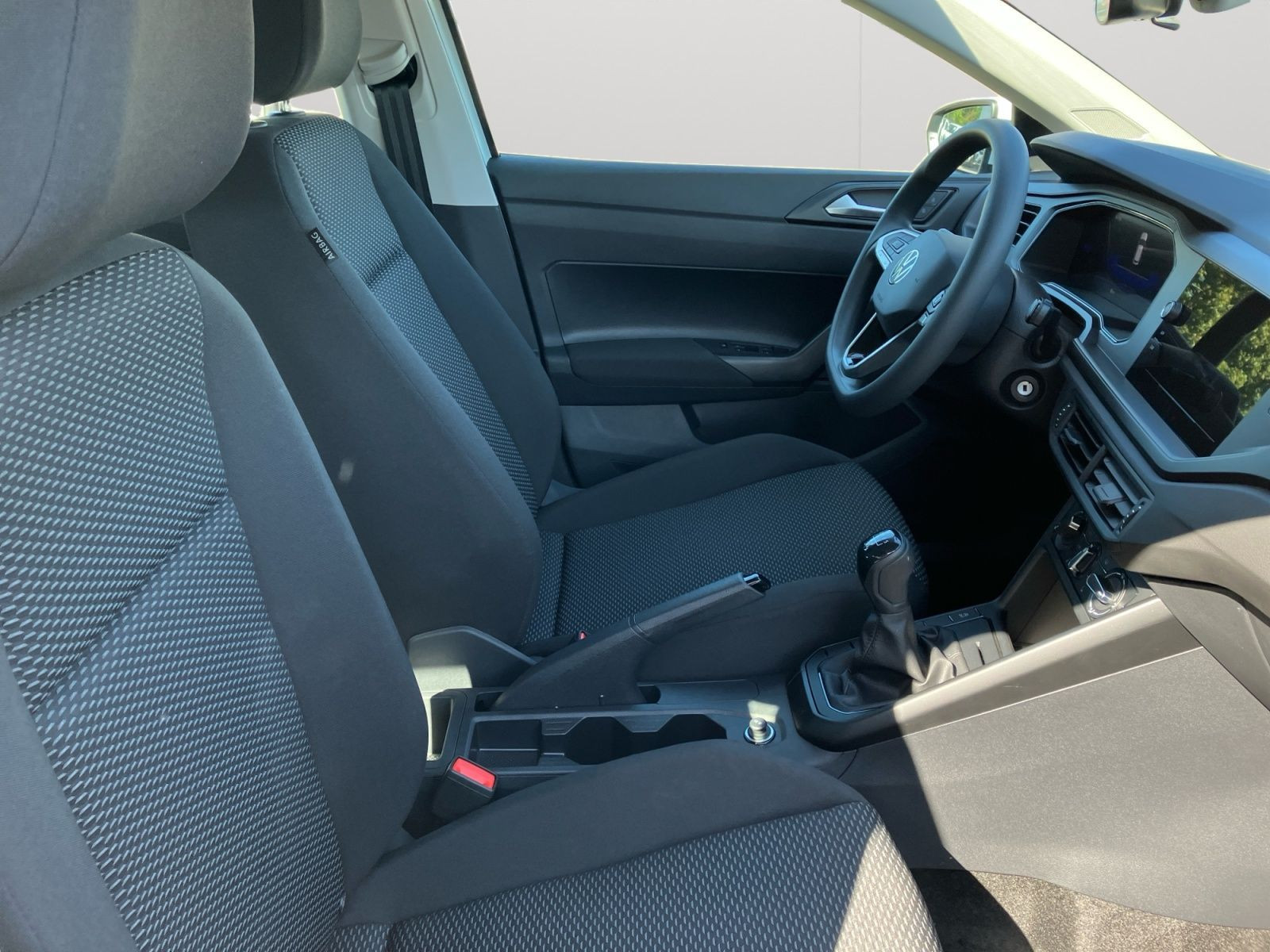 Volkswagen - Polo_16