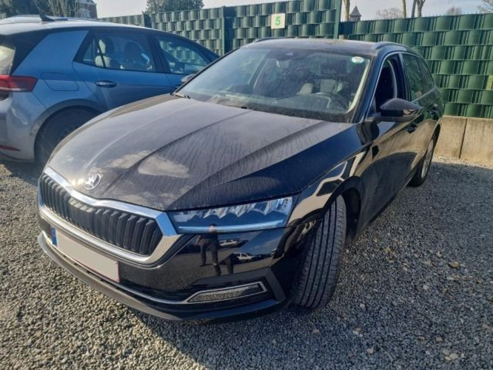 diagonal-frontansicht-aussen