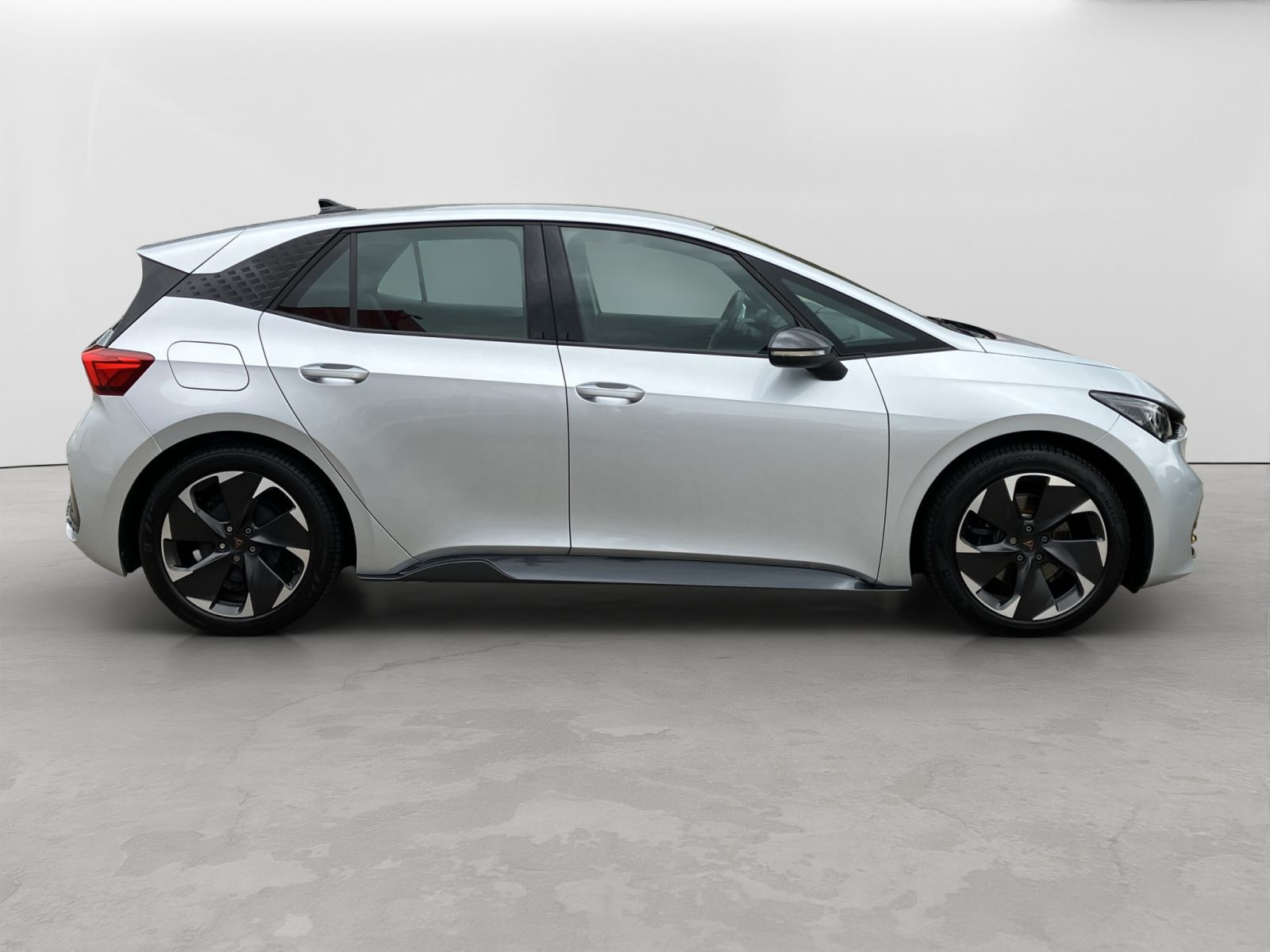 Cupra - Born_7