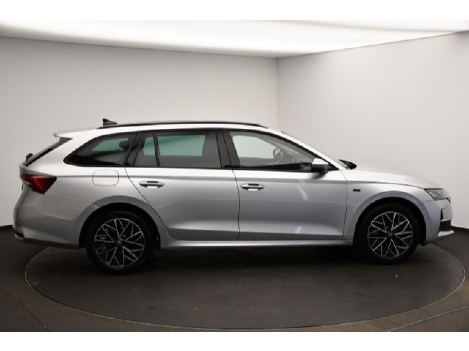Škoda - Octavia_19
