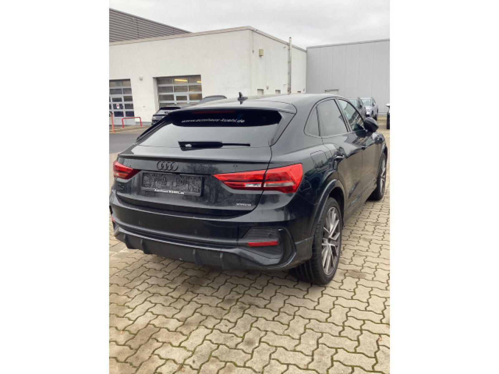 diagonalansicht-hinten-aussen