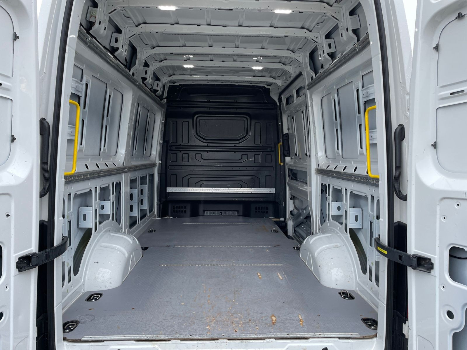 Volkswagen - Crafter_17