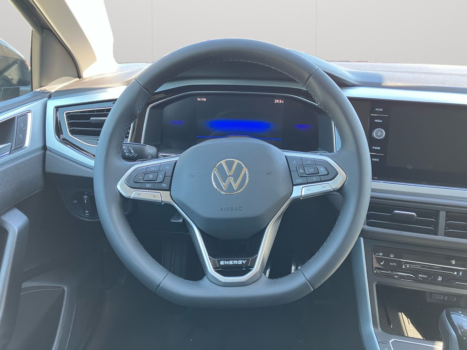 Volkswagen - Polo_13