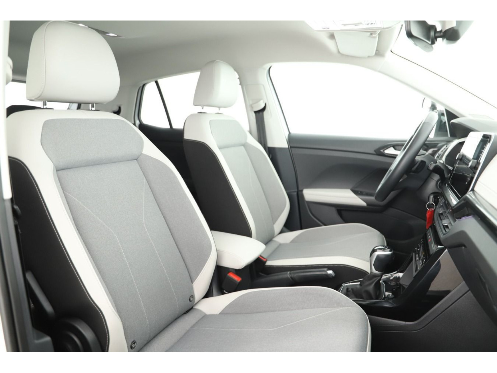 Volkswagen - T-Cross_7