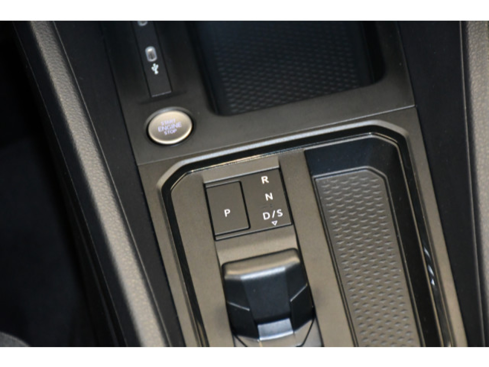 Volkswagen - Caddy_6