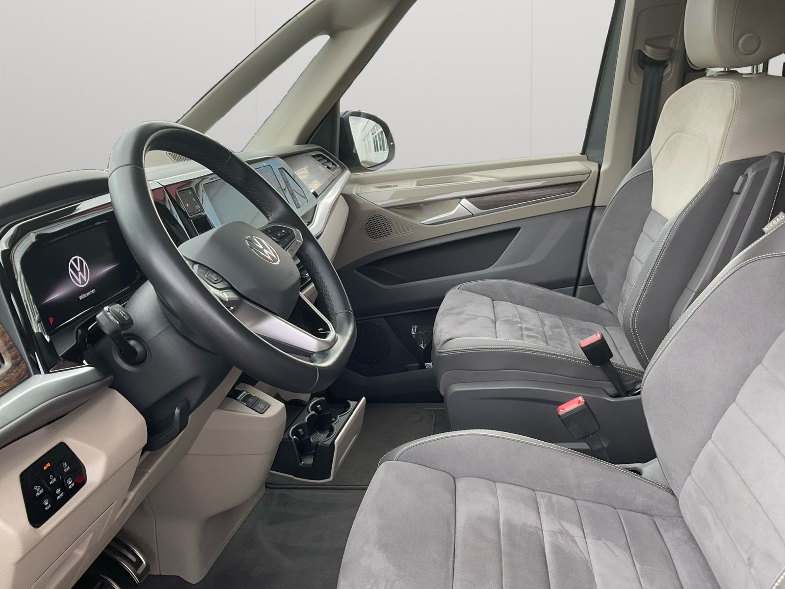 Volkswagen - Multivan_9