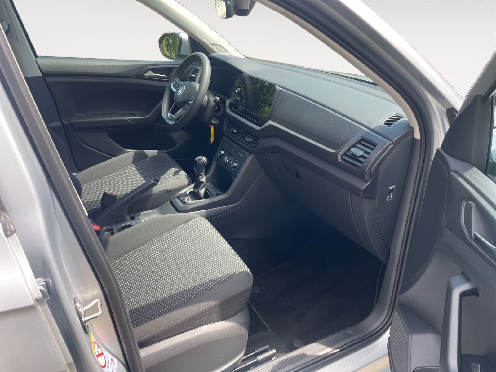 Volkswagen - T-Cross_18