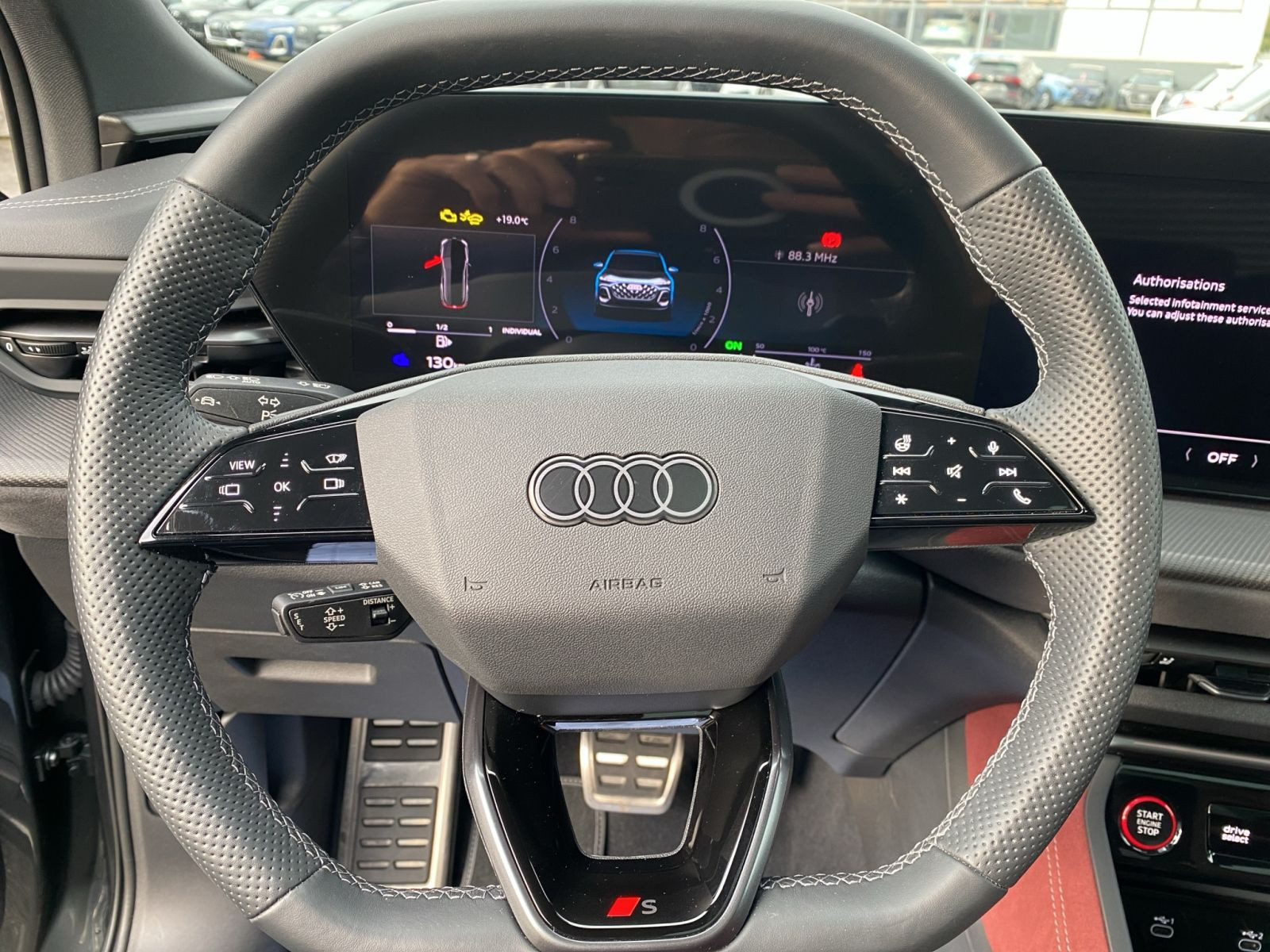 Audi - SQ5_12