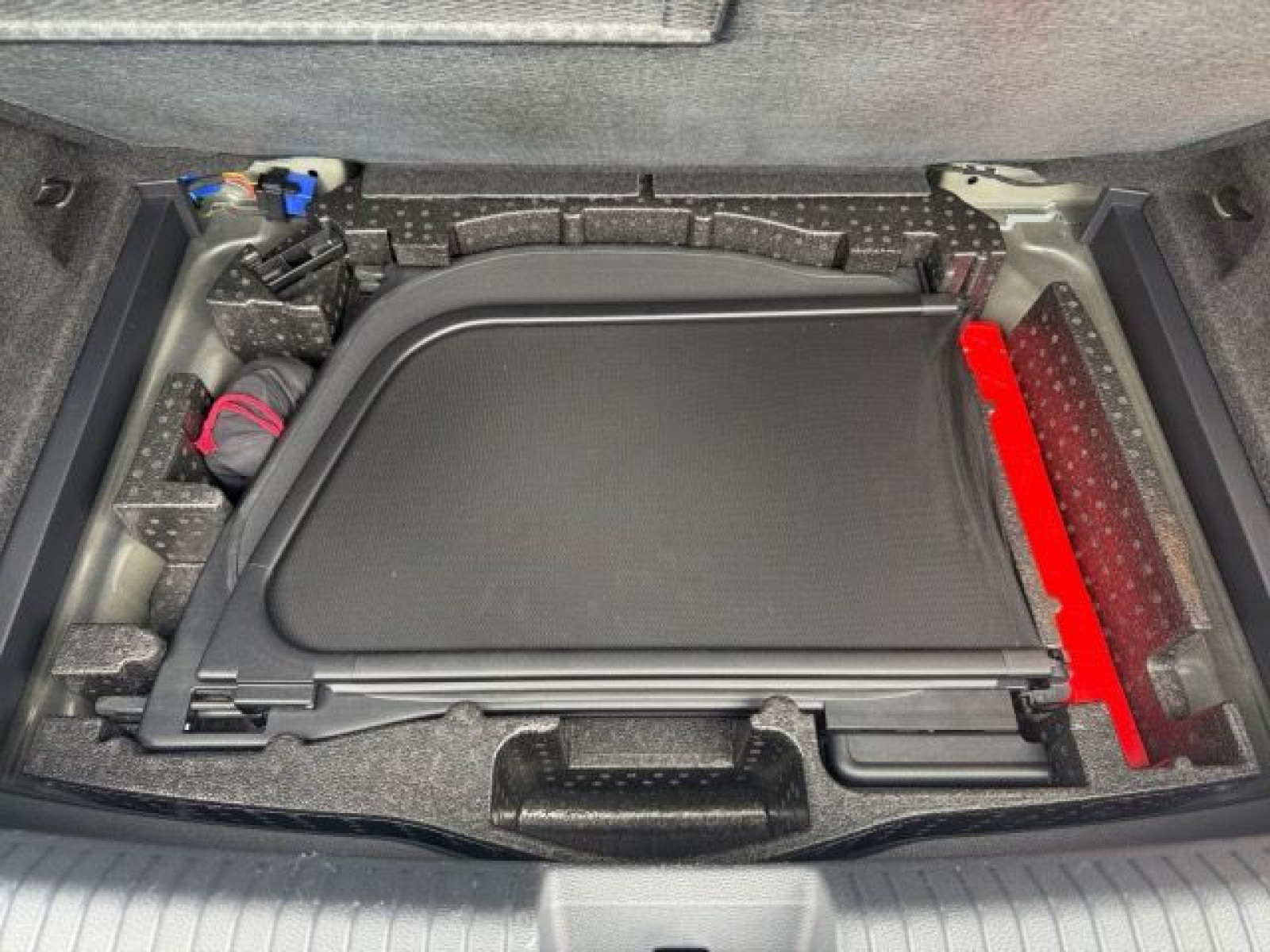 Volkswagen - T-Roc Cabriolet_17