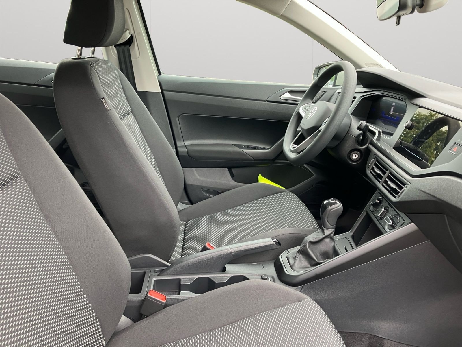 Volkswagen - Polo_15