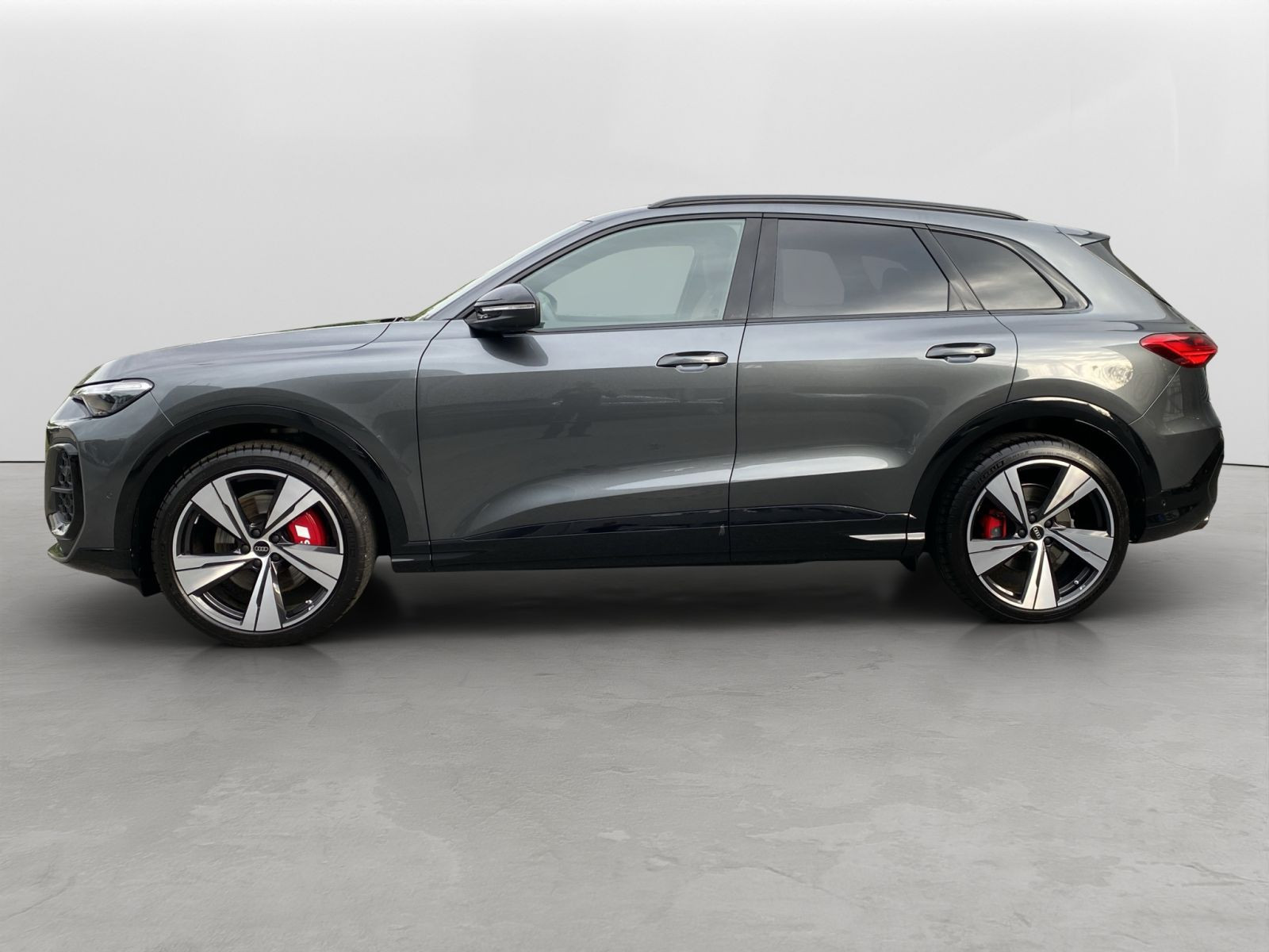 Audi - SQ5_3
