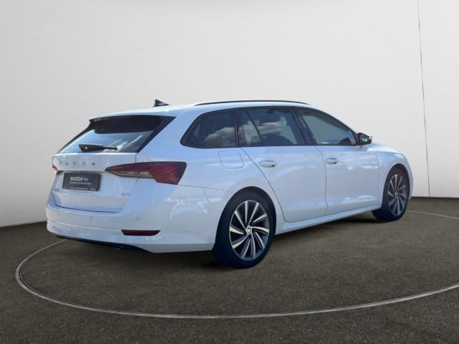 diagonalansicht-hinten-aussen