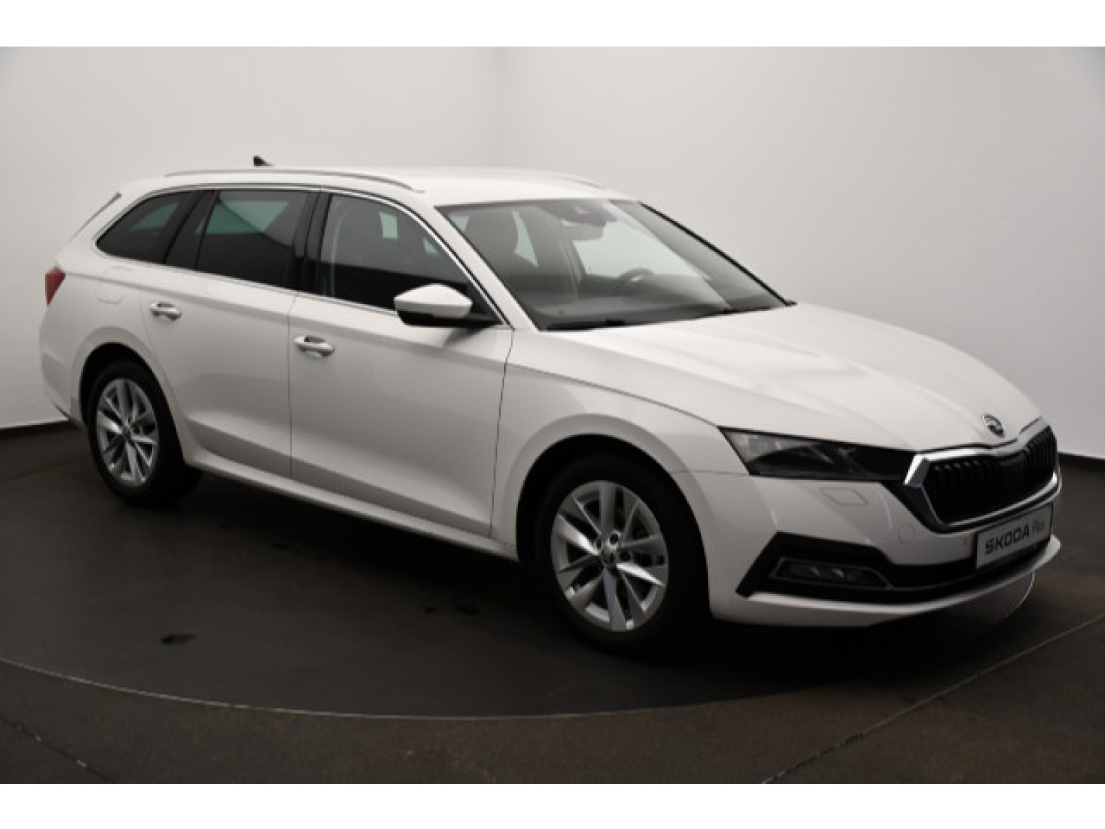 diagonal-frontansicht-aussen diagonal-frontansicht-aussen