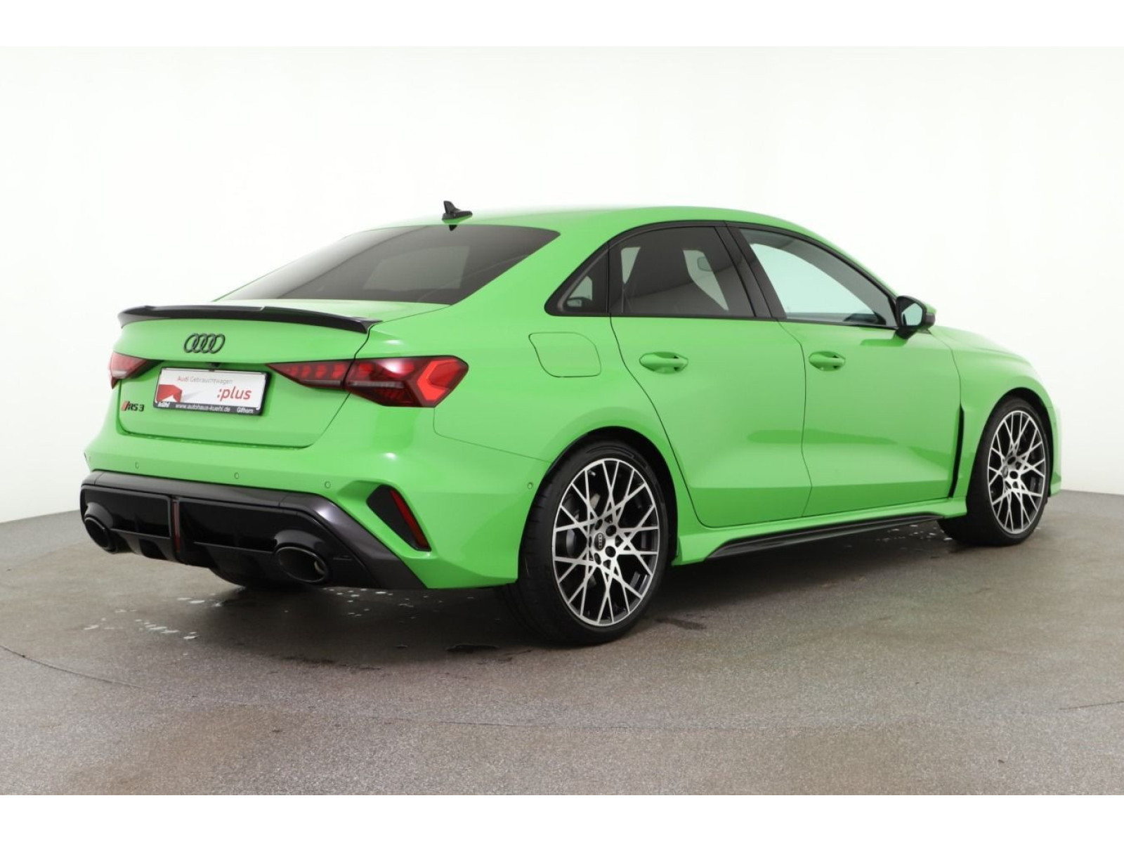 diagonalansicht-hinten-aussen