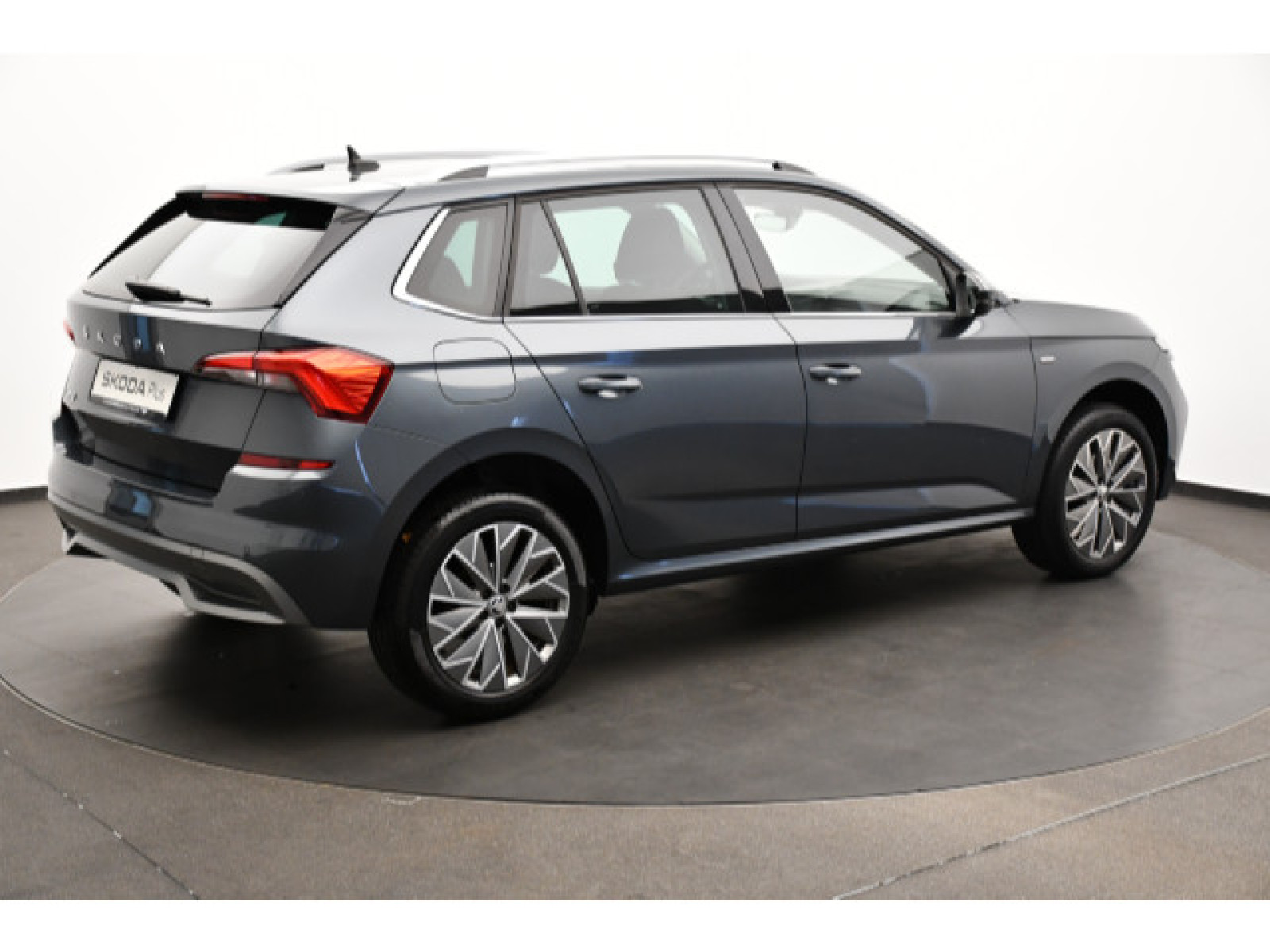 diagonalansicht-hinten-aussen