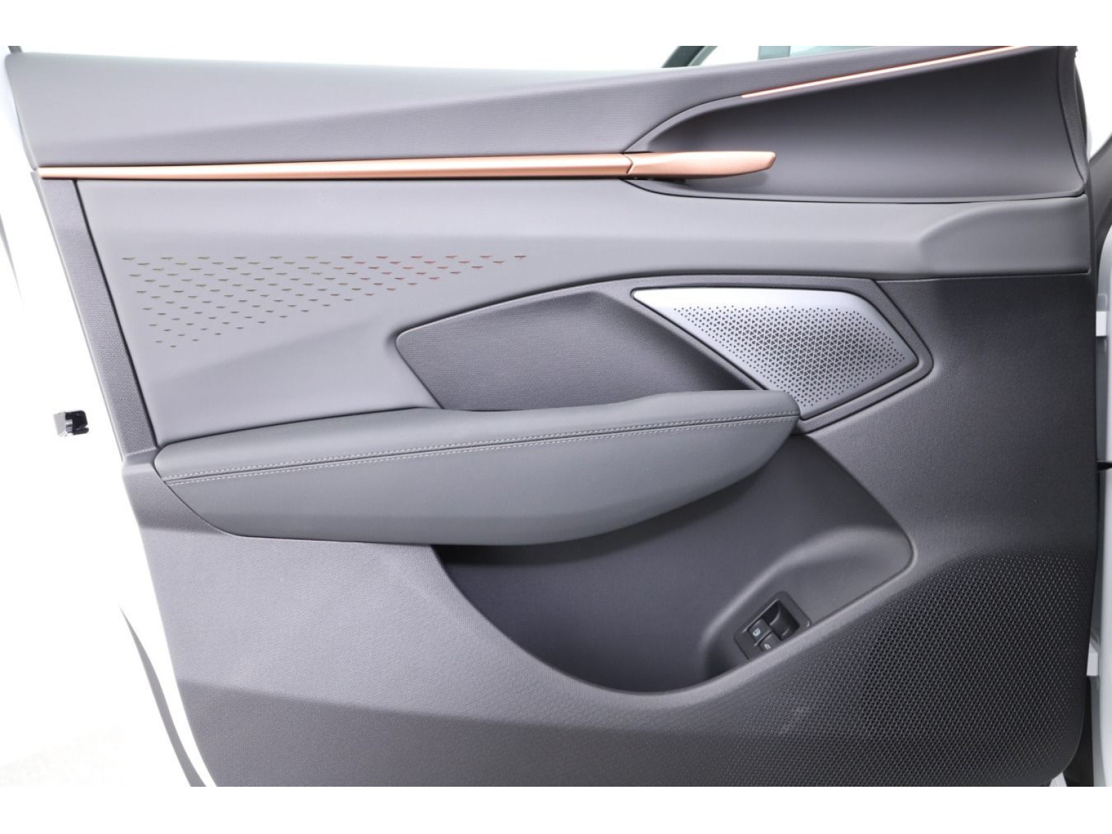 Cupra - Terramar_13