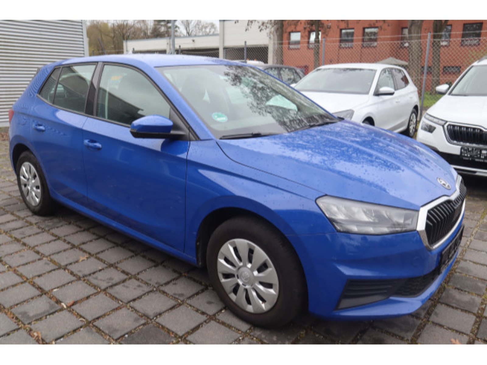 diagonal-frontansicht-aussen