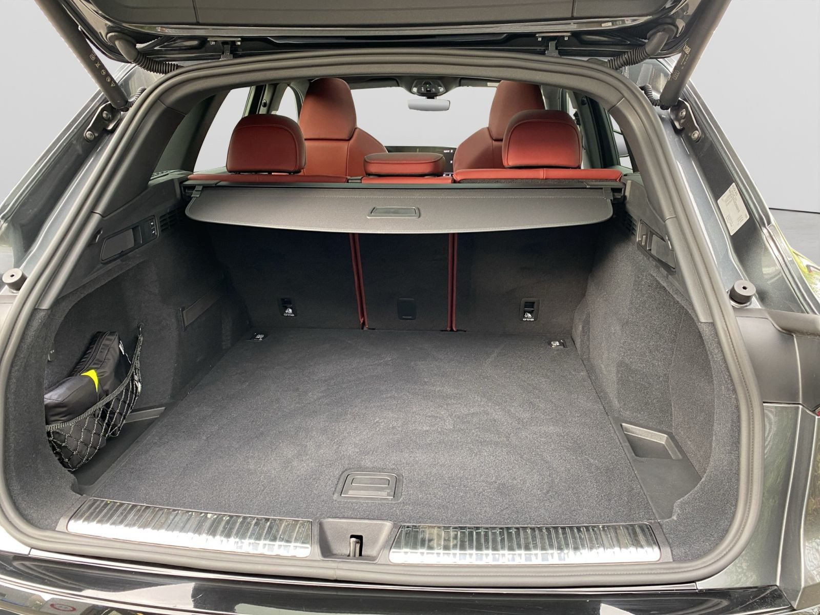 Audi - SQ5_16