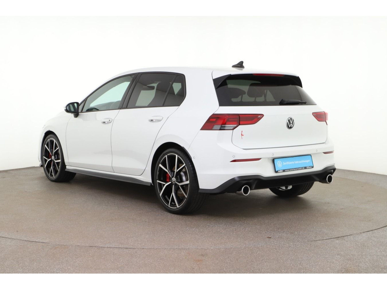 diagonalansicht-hinten-aussen