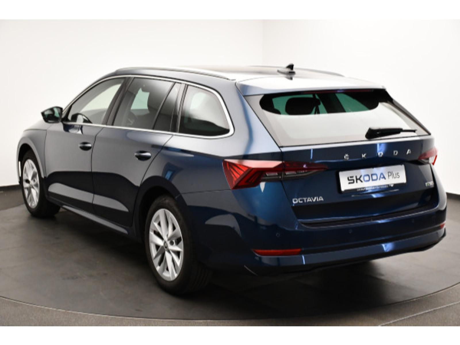 Škoda - Octavia_17