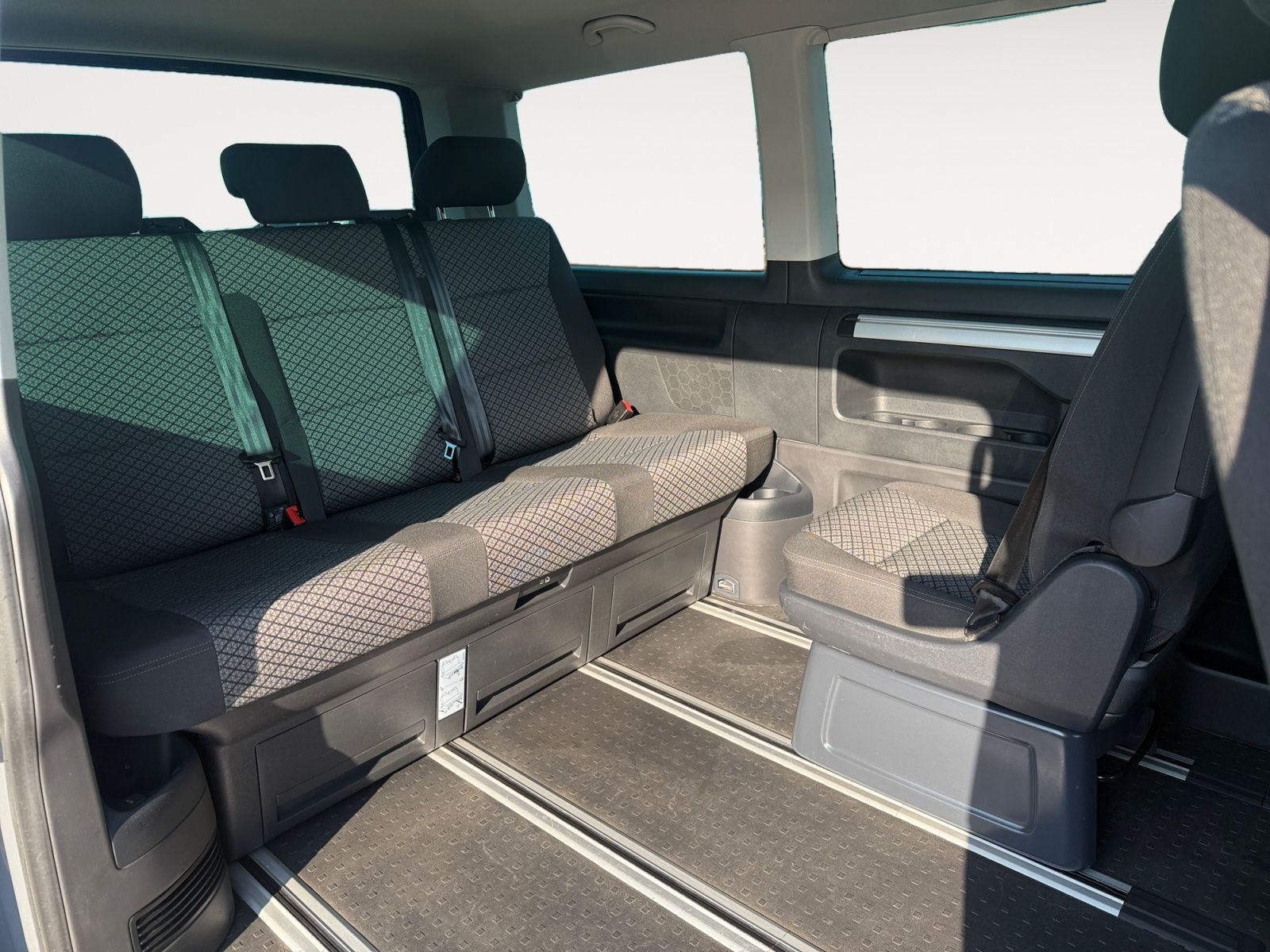 Volkswagen - T6.1 Multivan_14