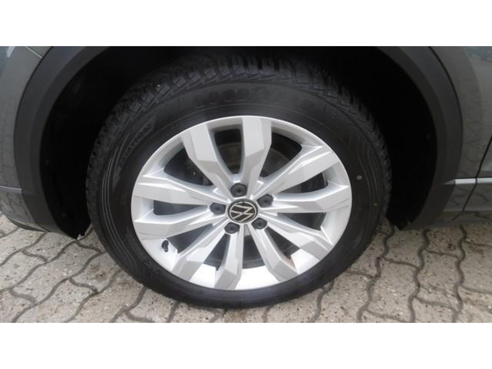 Fahrzeugbild_11