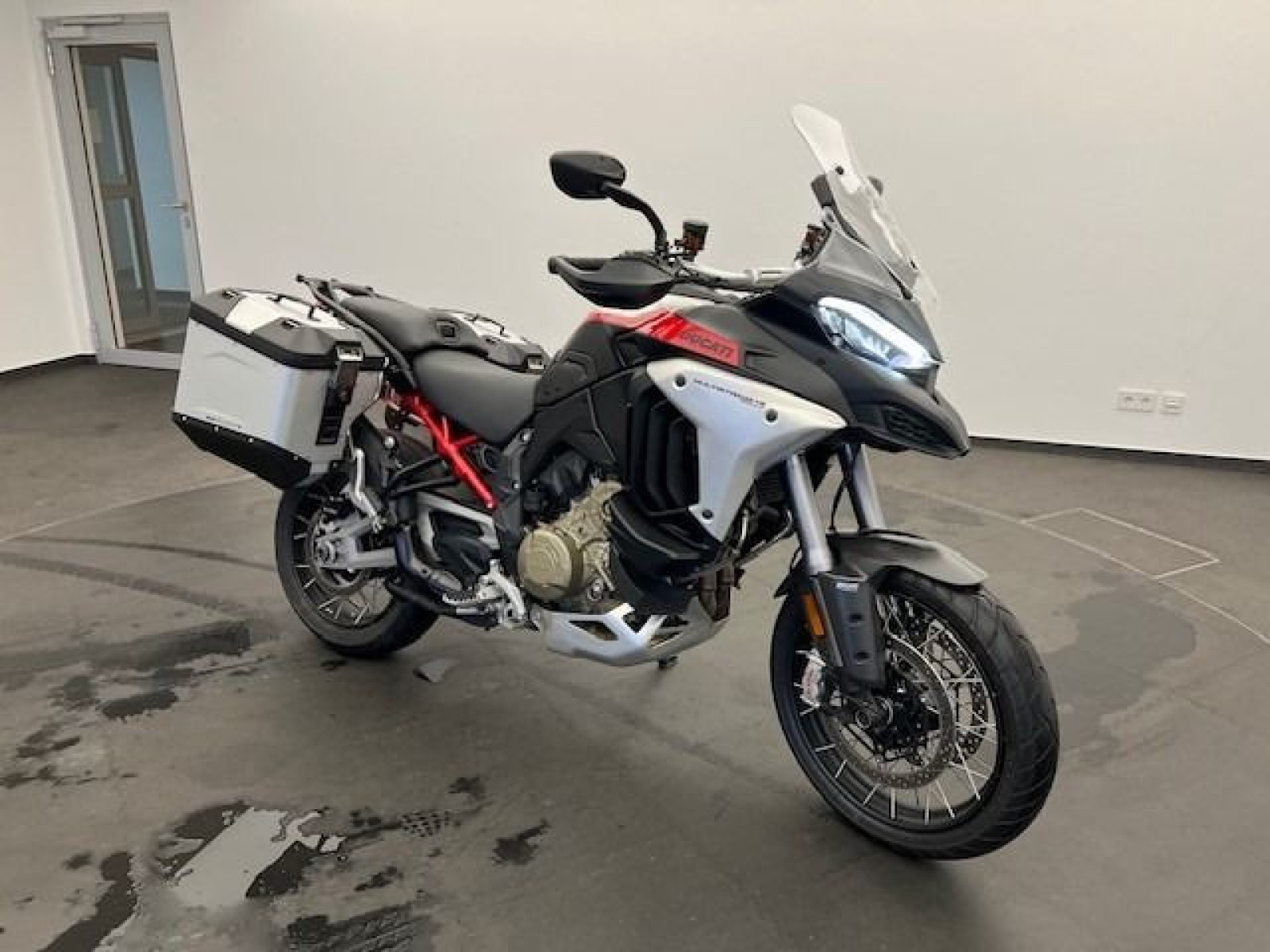 Ducati - Multistrada V4_2