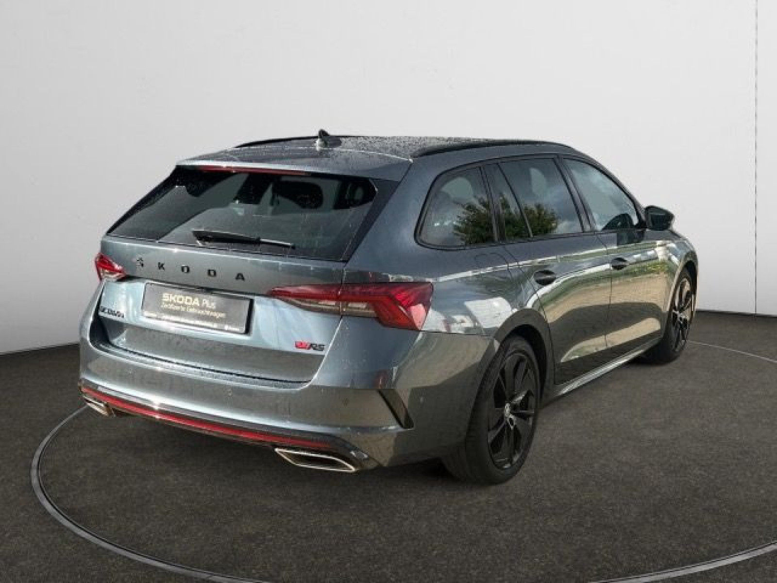 diagonalansicht-hinten-aussen