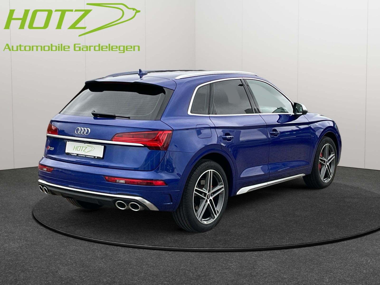 Audi - SQ5_6
