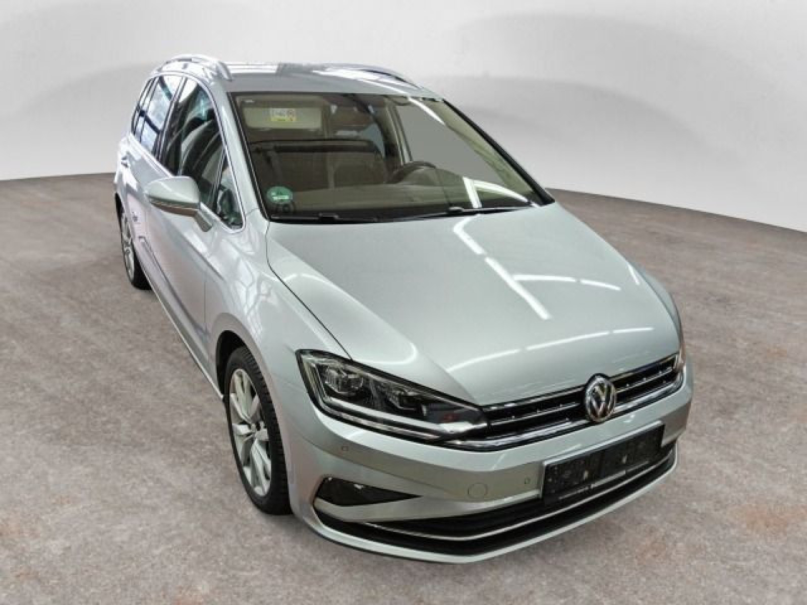 diagonal-frontansicht-aussen