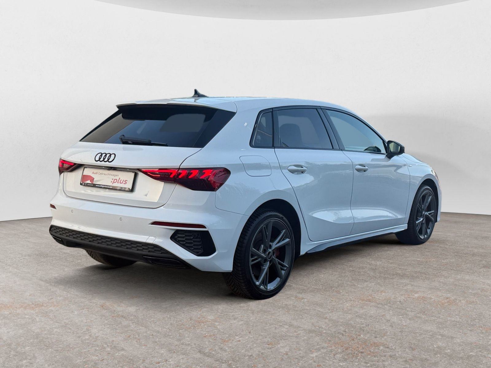 diagonalansicht-hinten-aussen