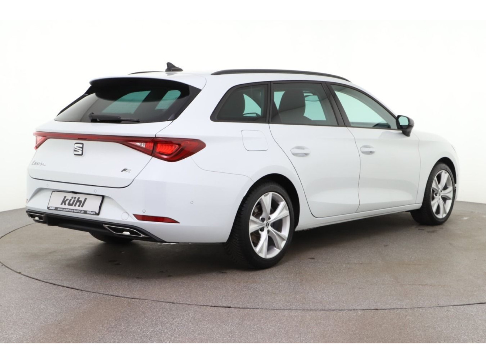 diagonalansicht-hinten-aussen