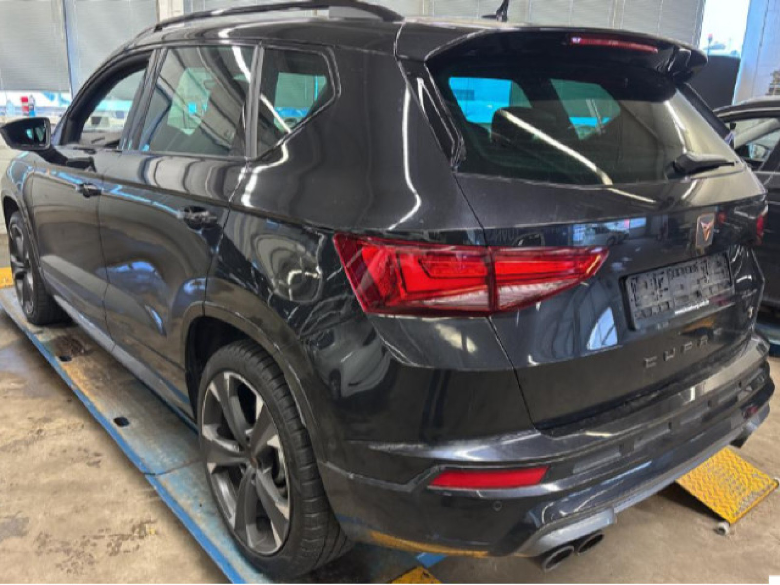 diagonalansicht-hinten-aussen