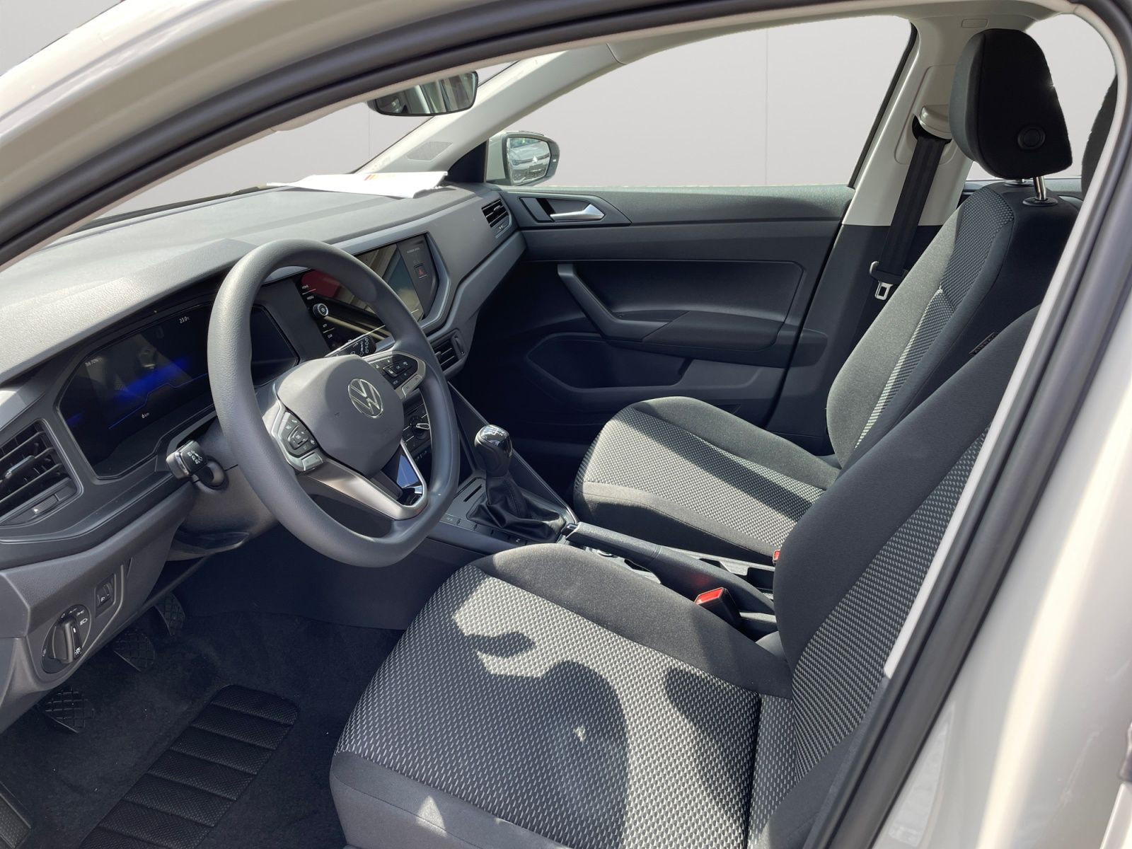 Volkswagen - Polo_10