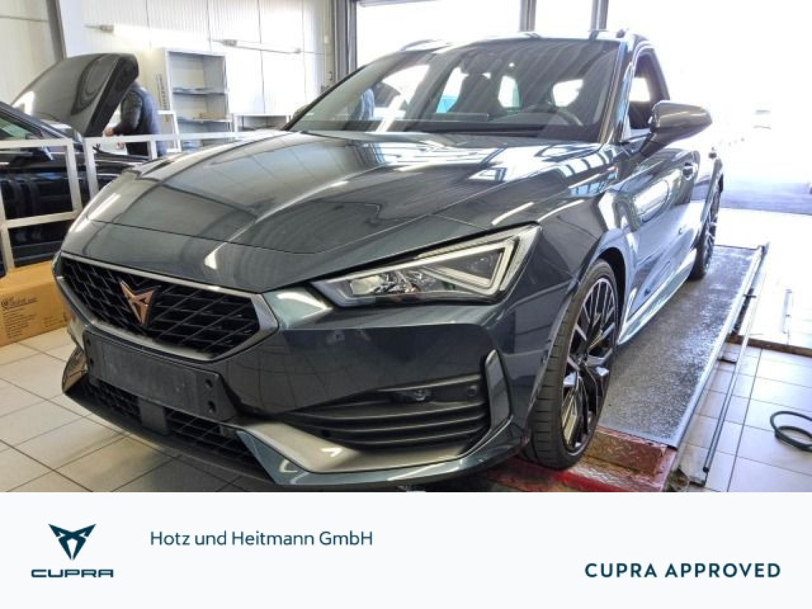 diagonal-frontansicht-aussen