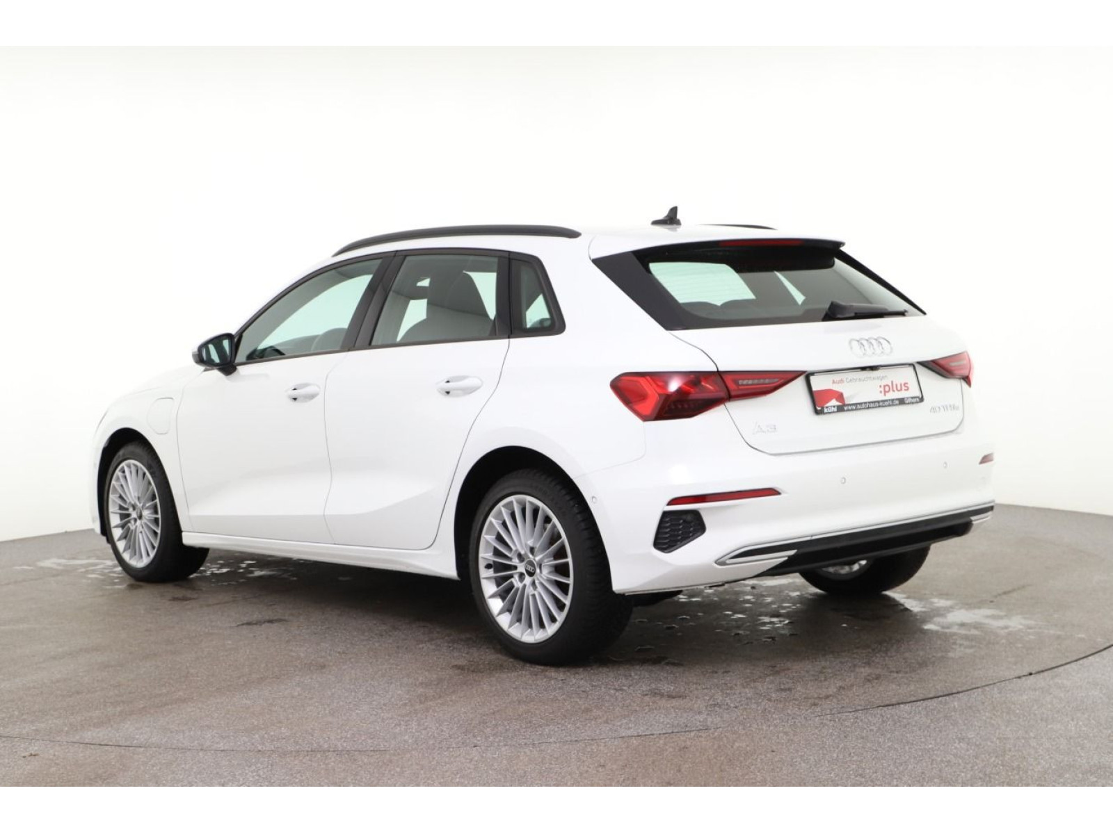 diagonalansicht-hinten-aussen