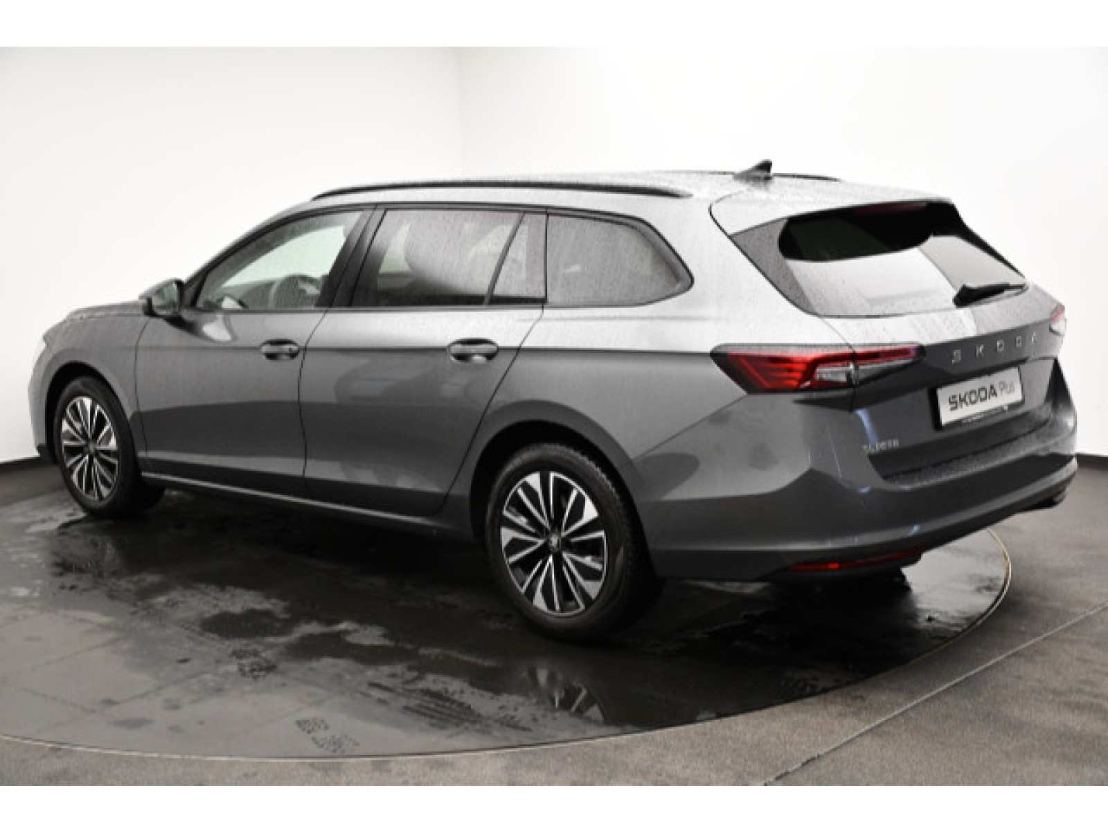 diagonalansicht-hinten-aussen