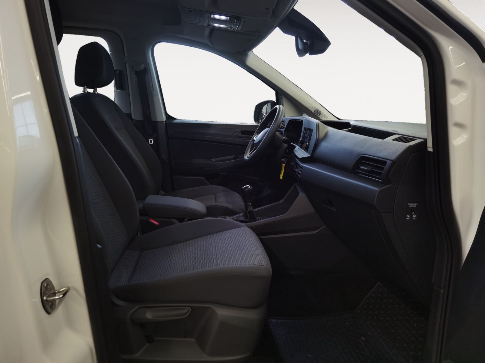 Volkswagen - Caddy_16