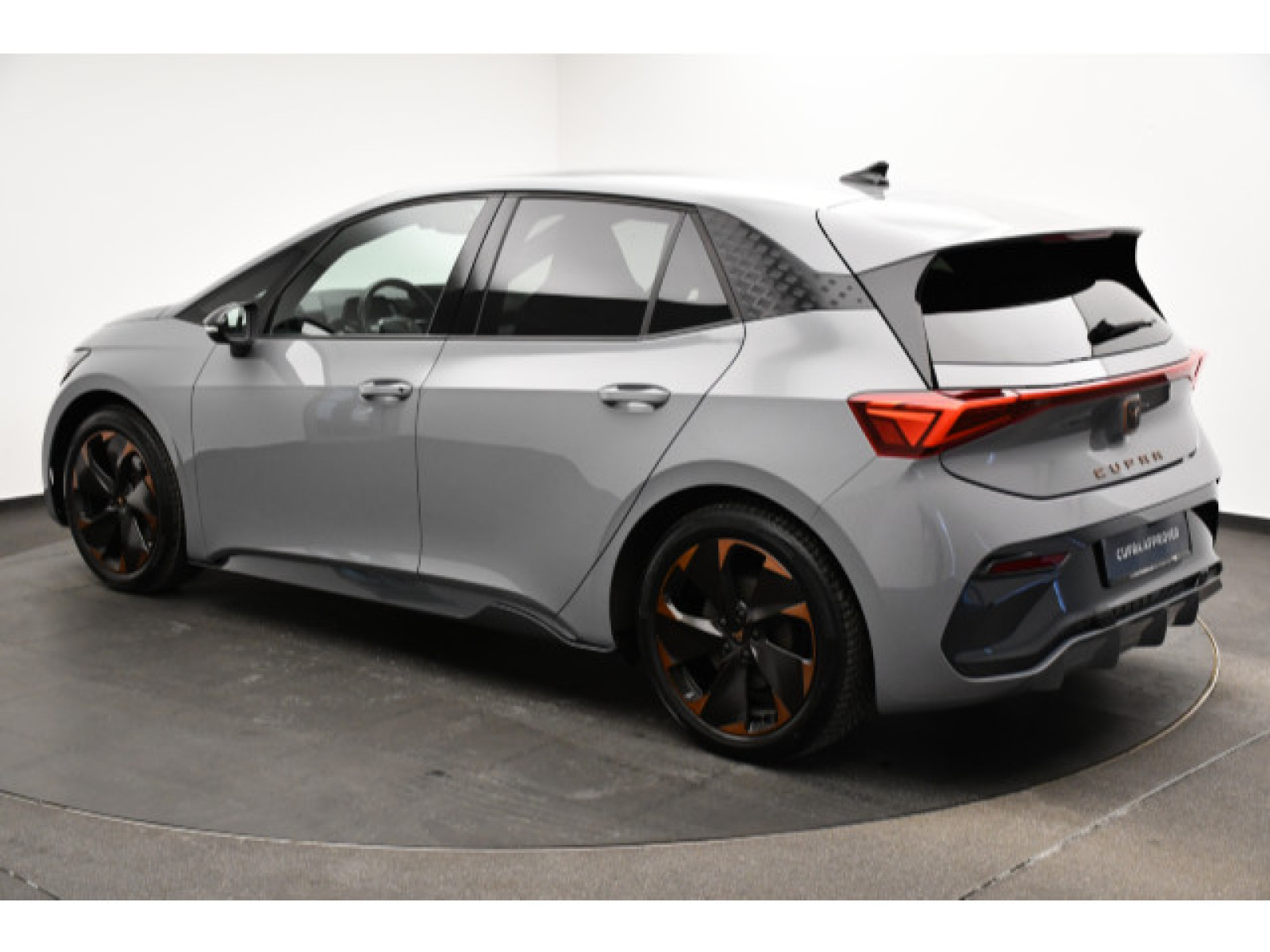 diagonalansicht-hinten-aussen