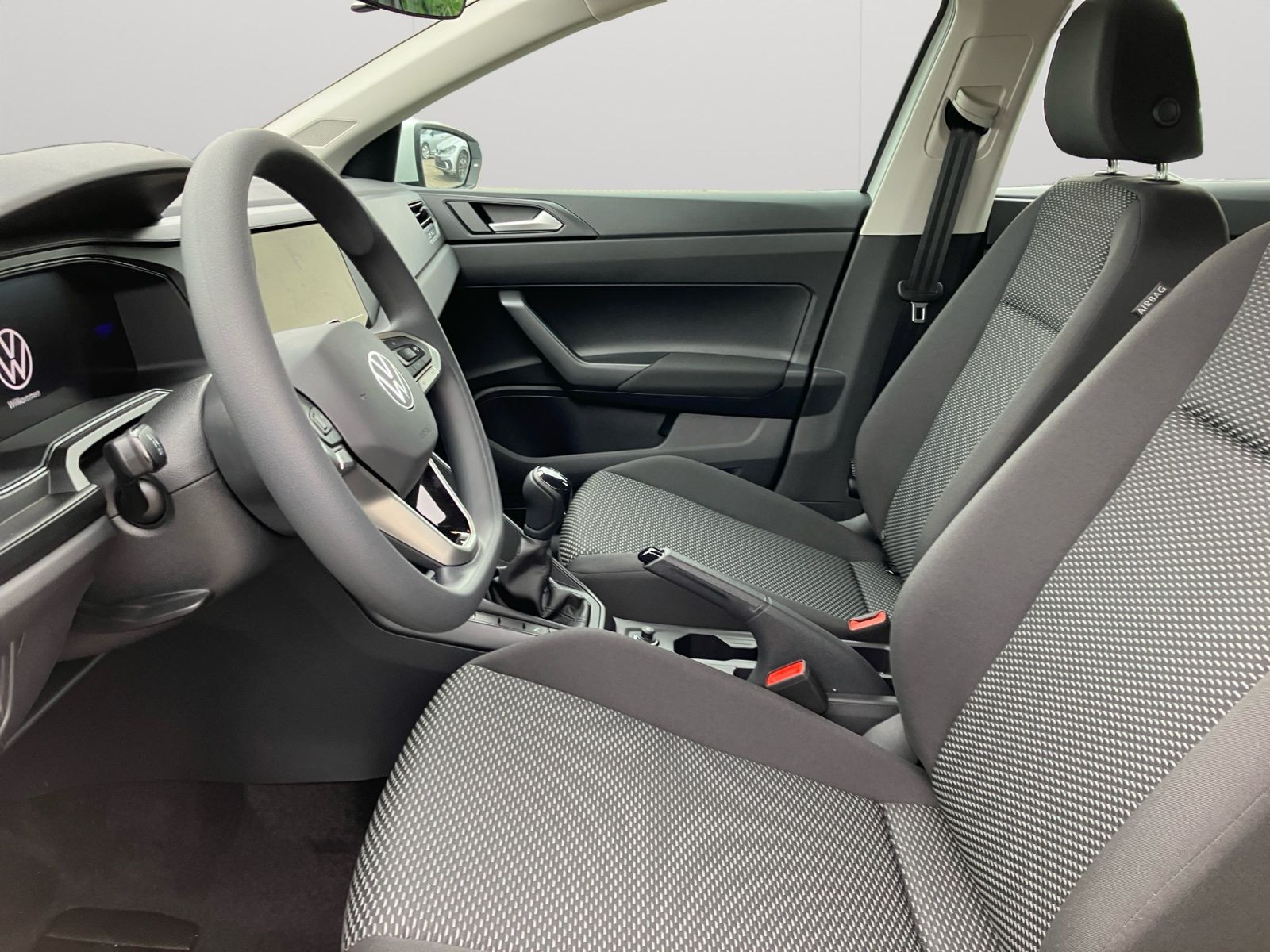 Volkswagen - Polo_9